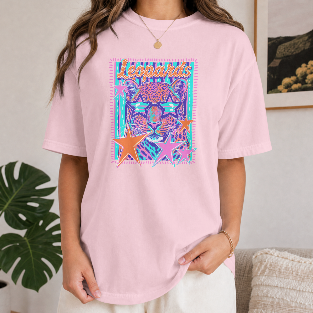 Leopards Retro Graphic T-Shirt | Colorful Leopard Comfort Colors Tee