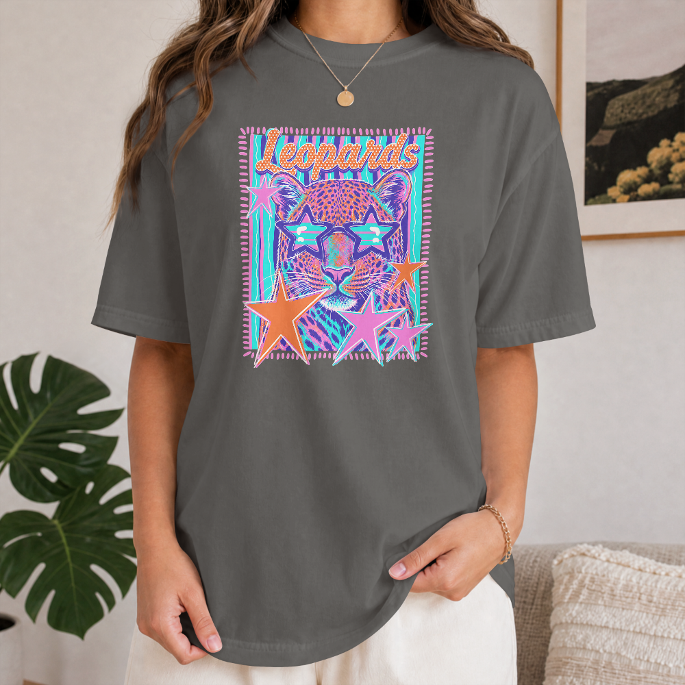 Leopards Retro Graphic T-Shirt | Colorful Leopard Comfort Colors Tee